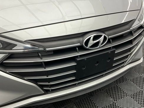 Used 2020 Hyundai Elantra SE w/ Cargo Package (C1) FWD image 22