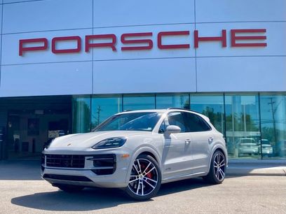 New 2025 Porsche Cayenne GTS
