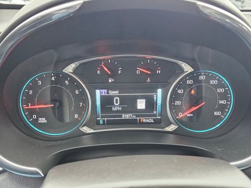 Used 2017 Chevrolet Malibu Premier w/ Premier Sun and Wheel Package image 4