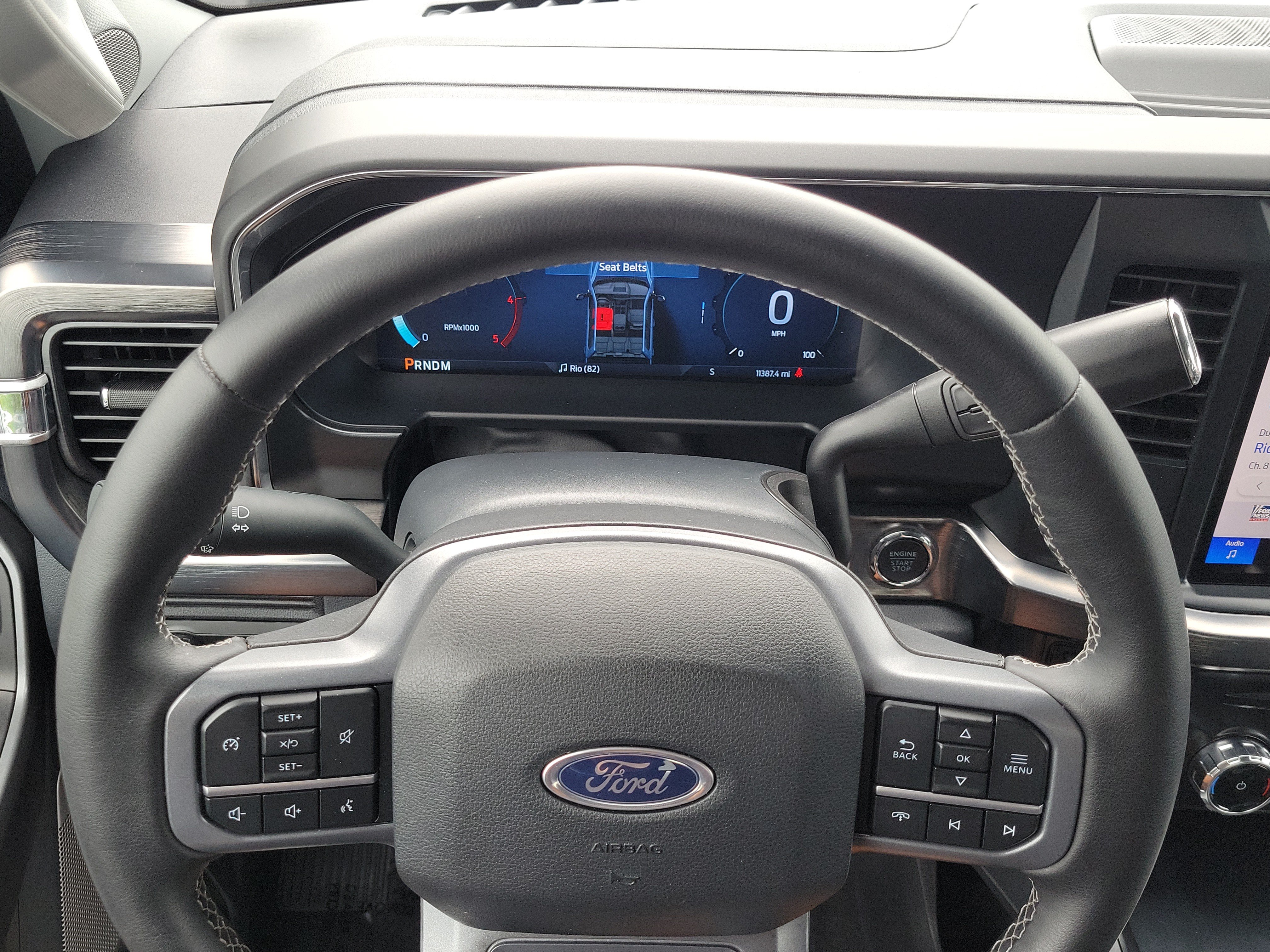 Certified 2025 Ford F250 Lariat w/ FX4 Off-Road Package AWD/4WD image 21