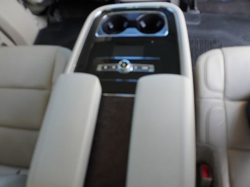 Used 2020 Lincoln Navigator Reserve w/ Luxury Package image 29