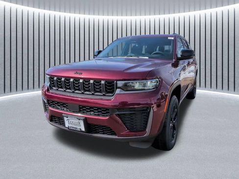 New 2026 Jeep Grand Cherokee L Laredo image 17