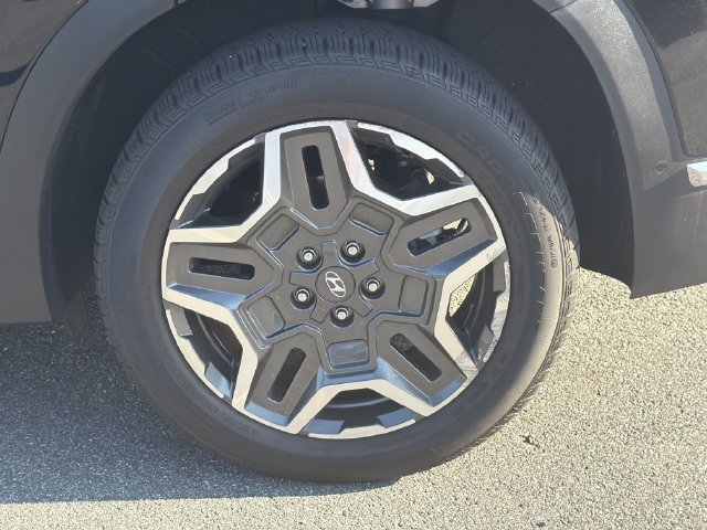 Certified 2023 Hyundai Santa Fe Limited FWD image 22