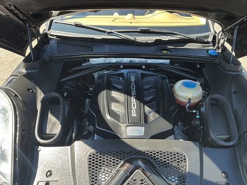 Used 2015 Porsche Macan S image 34