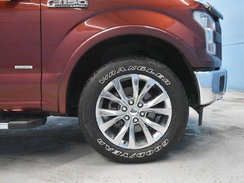 Used 2017 Ford F150 Lariat w/ Equipment Group 502A Luxury AWD/4WD image 44