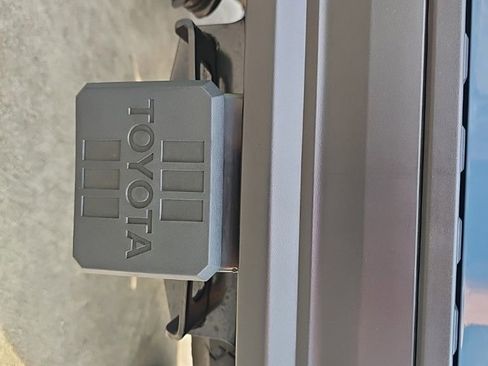 Used 2026 Toyota 4Runner SR5 AWD/4WD image 31