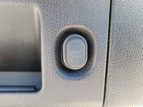 Used 2019 Chevrolet Tahoe LT AWD/4WD image 8