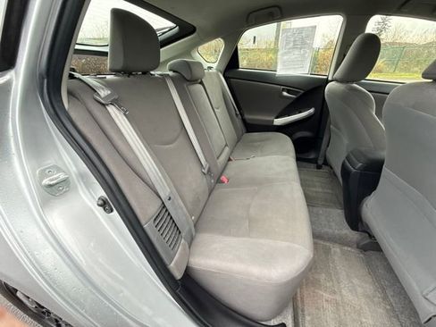 Used 2013 Toyota Prius Three image 11