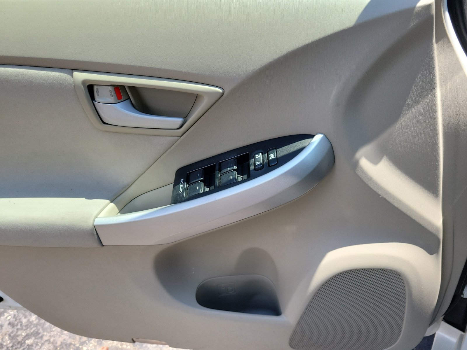 Used 2011 Toyota Prius Two FWD image 17