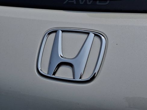 Used 2025 Honda HR-V Sport image 30