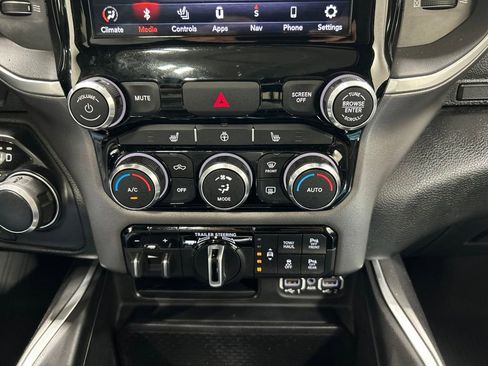 Used 2021 RAM 1500 Big Horn AWD/4WD image 23