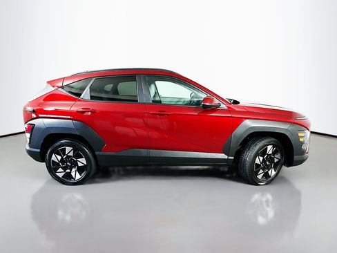 Used 2024 Hyundai Kona SEL w/ Convenience Package AWD/4WD image 8