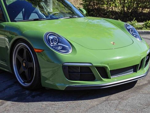 Used 2019 Porsche 911 GT3 RS image 9