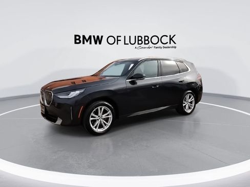 Used 2025 BMW X3 xDrive30i AWD/4WD image 4