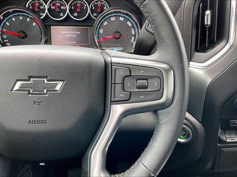 Used 2022 Chevrolet Silverado 1500 RST w/ Safety Package AWD/4WD image 11