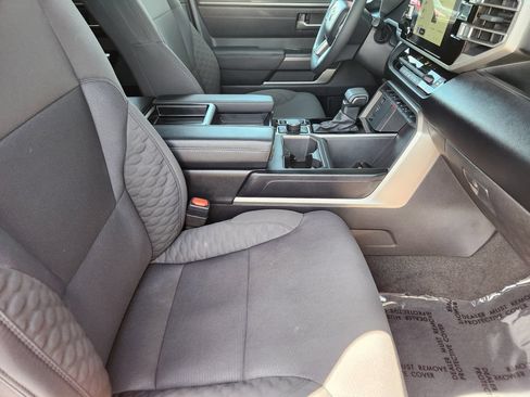Used 2025 Toyota Tundra SR5 w/ TRD Off-Road Package AWD/4WD image 5
