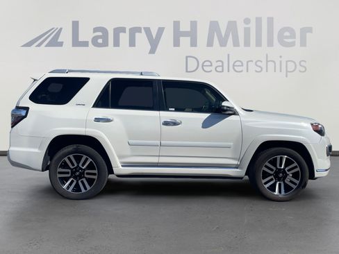 Used 2018 Toyota 4Runner Limited AWD/4WD image 6