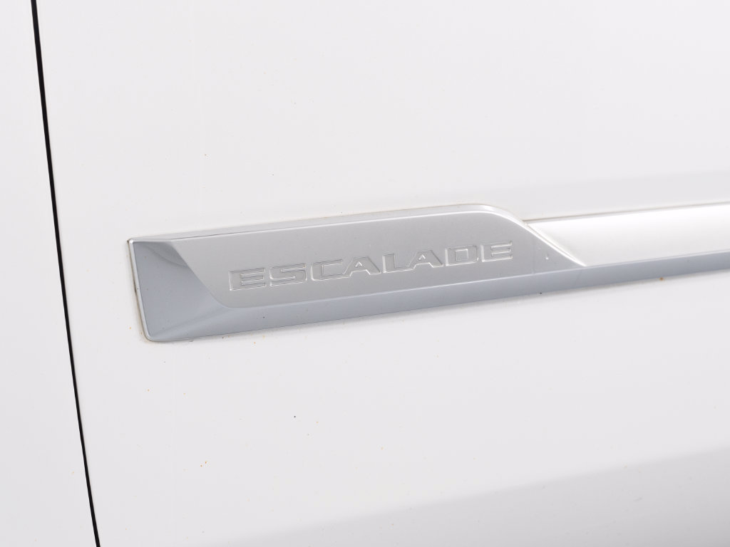 Used 2019 Cadillac Escalade Luxury AWD/4WD image 41