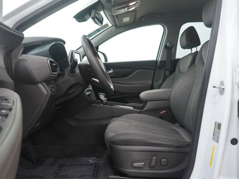Used 2019 Hyundai Santa Fe SEL image 22
