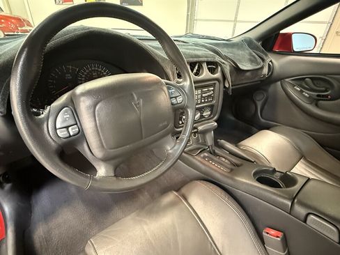 Used 1998 Pontiac Firebird Formula RWD image 22