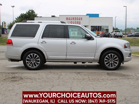 Used 2015 Lincoln Navigator 4WD image 4