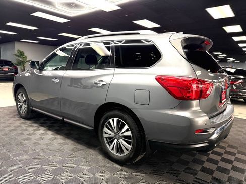 Used 2020 Nissan Pathfinder S AWD/4WD image 9