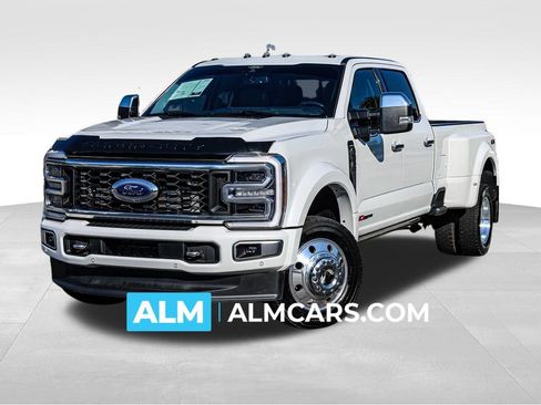 Used 2024 Ford F450 Limited image 1