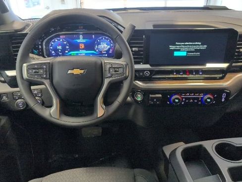 New 2026 Chevrolet Silverado 3500 LT AWD/4WD image 17