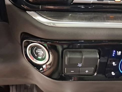Used 2026 Chevrolet Silverado 3500 LTZ w/ LTZ Premium Package AWD/4WD image 30
