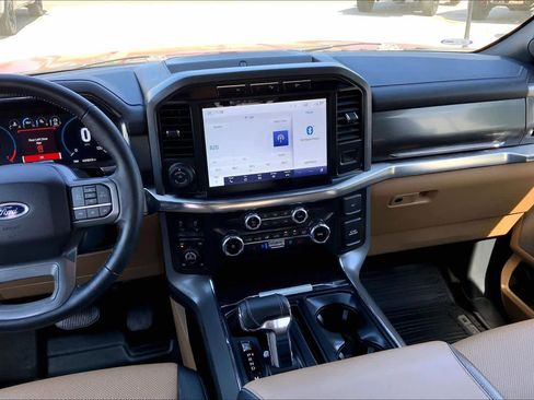 Used 2022 Ford F150 Lariat AWD/4WD image 7
