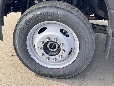 New 2025 Ford F450 XL image 9