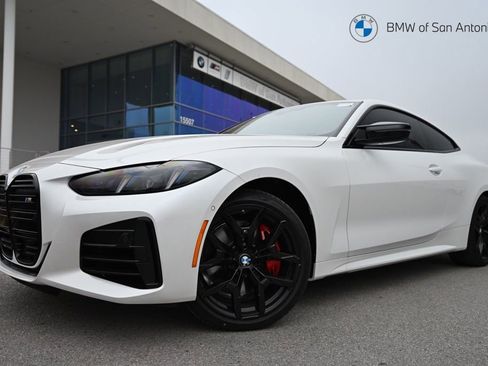 New 2026 BMW 440i xDrive Coupe w/ Premium Package image 1