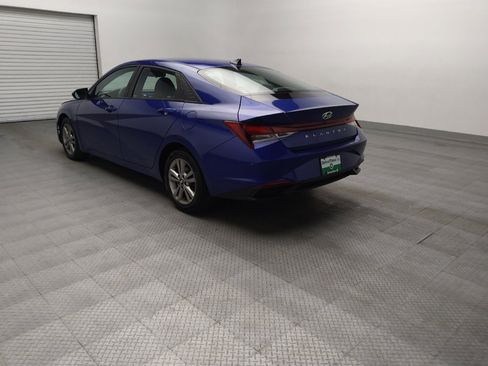 Used 2021 Hyundai Elantra SEL w/ Cargo Package FWD image 5