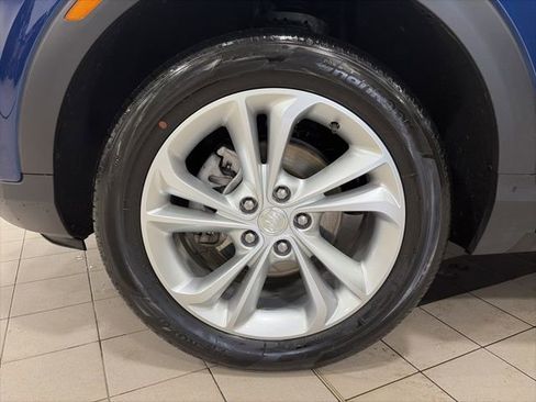 Used 2023 Buick Encore GX Preferred w/ Cold Weather Comfort Package AWD/4WD image 21