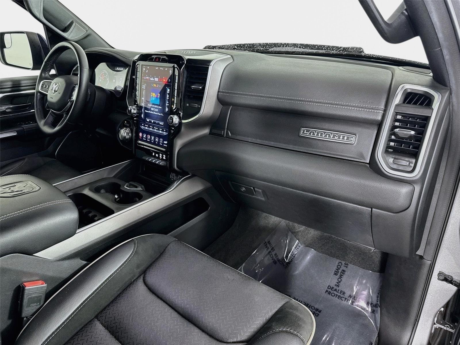 Used 2021 RAM 1500 Laramie AWD/4WD image 29