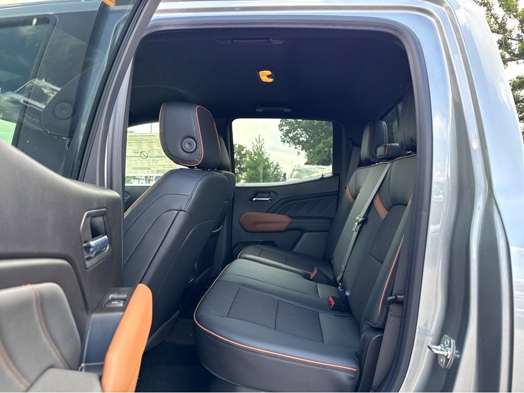 New 2026 GMC Canyon AT4 AWD/4WD image 7