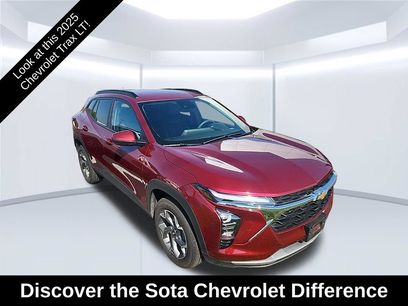 Used 2025 Chevrolet Trax LT
