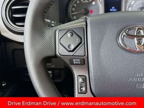 Certified 2017 Toyota Tacoma TRD Sport w/ Tow Package (A/T) image 12