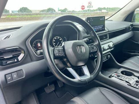 Certified 2025 Honda Pilot EX-L image 15