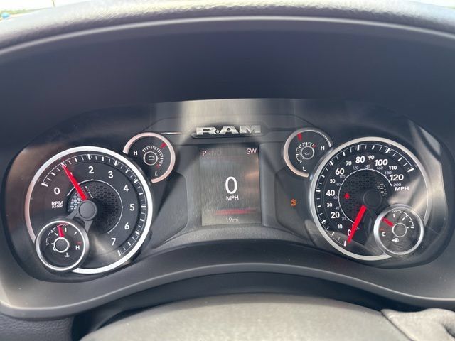New 2026 RAM 2500 Tradesman AWD/4WD image 28