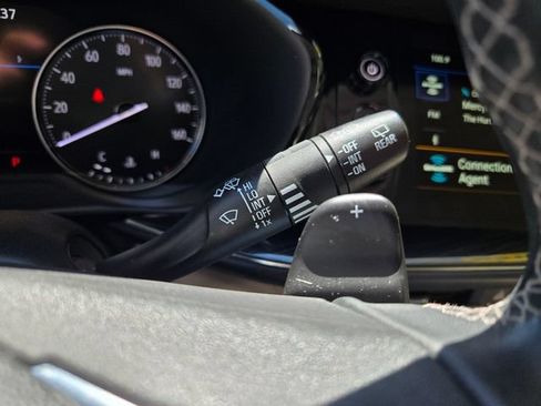 Used 2023 Buick Envision Essence FWD image 23
