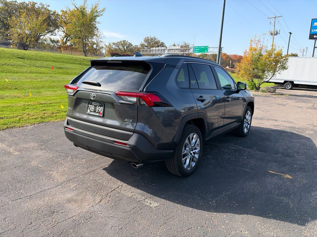 Used 2025 Toyota RAV4 XLE Premium w/ Weather Package AWD/4WD image 26