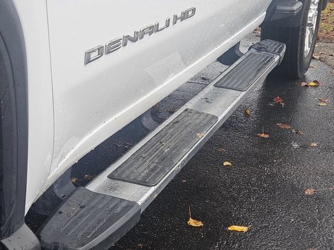 Used 2020 GMC Sierra 2500 Denali w/ Denali Ultimate Package AWD/4WD image 12