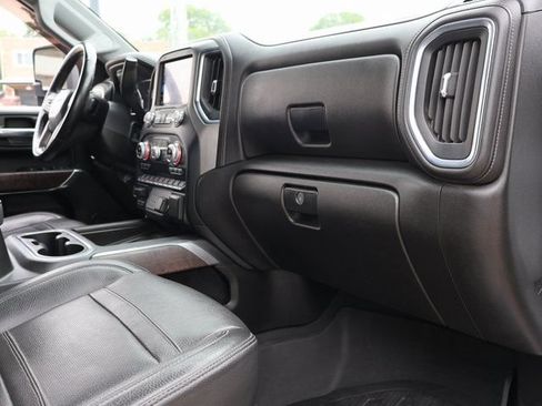 Certified 2022 GMC Sierra 3500 Denali AWD/4WD image 9