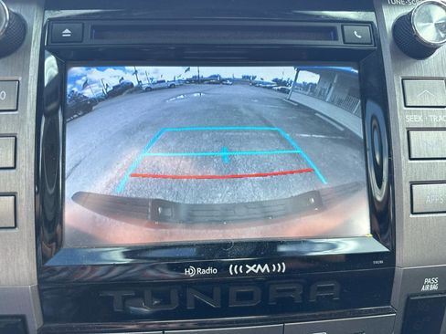 Used 2018 Toyota Tundra SR5 w/ SR5 Upgrade Package image 34