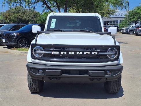 New 2026 Ford Bronco Outer Banks image 2