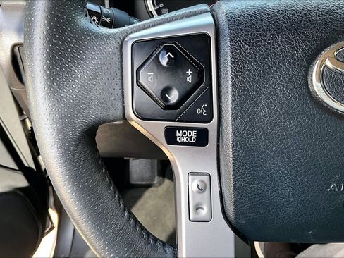 Used 2022 Toyota 4Runner Limited image 20