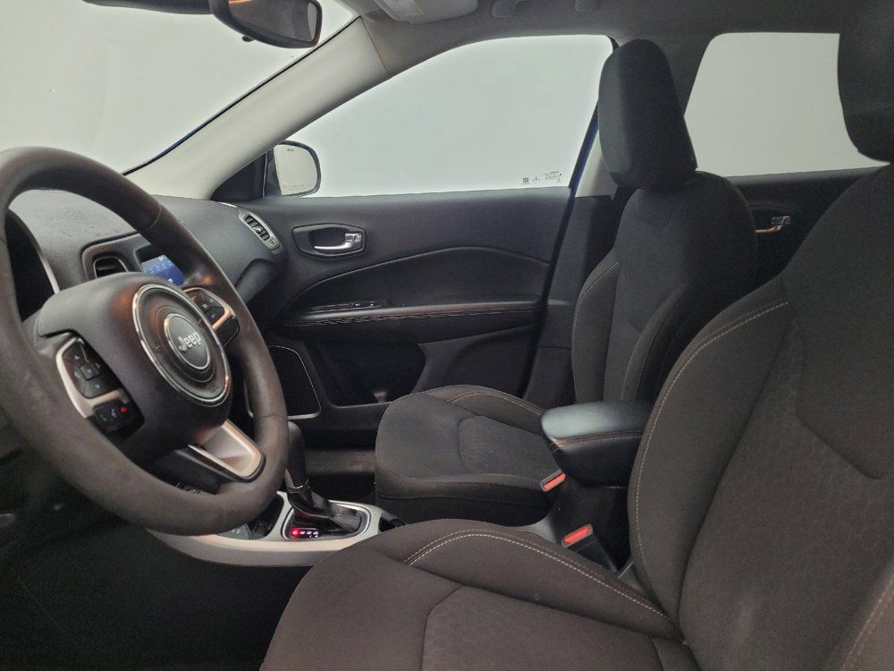 Used 2020 Jeep Compass Sport AWD/4WD image 17