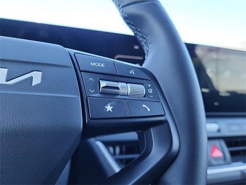 New 2026 Kia K4 EX image 23