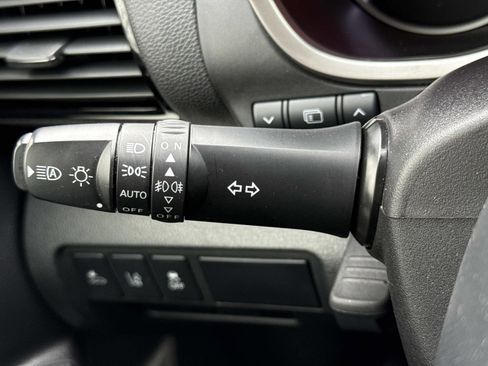 Used 2024 Mitsubishi Eclipse Cross SE image 15